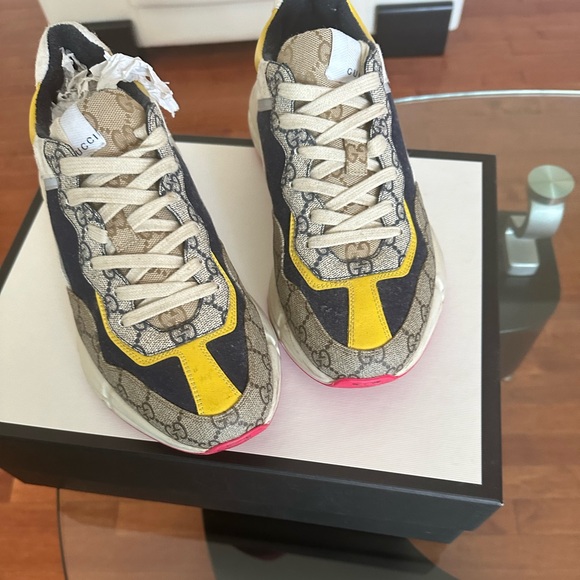 Gucci men sneaker size 11 - Picture 1 of 5
